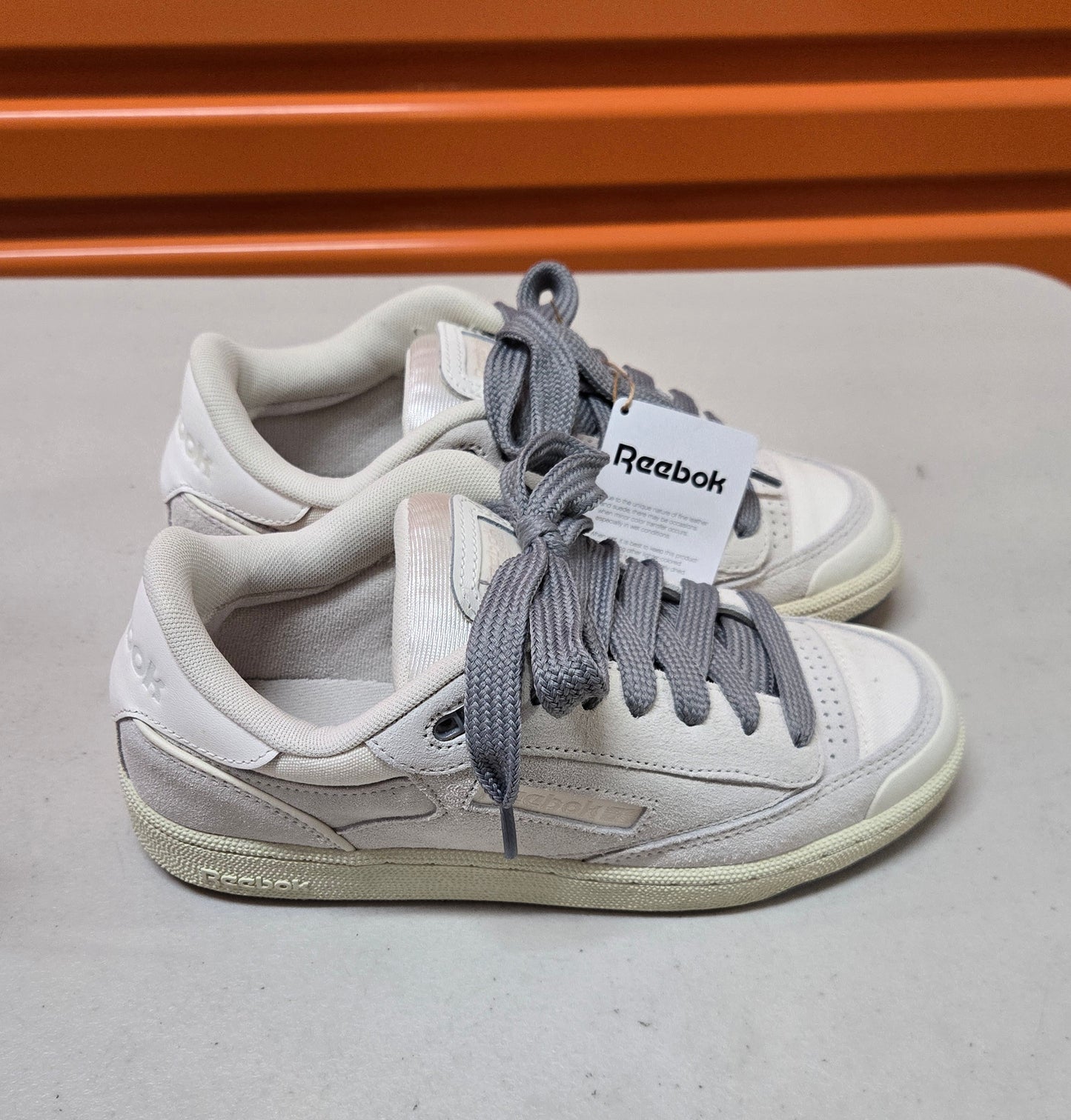 REEBOK Club C Bulc Womens Shoes Chalk/Alabas/Pugry Size 8 US, 5.5 UK, 38.5 EUR