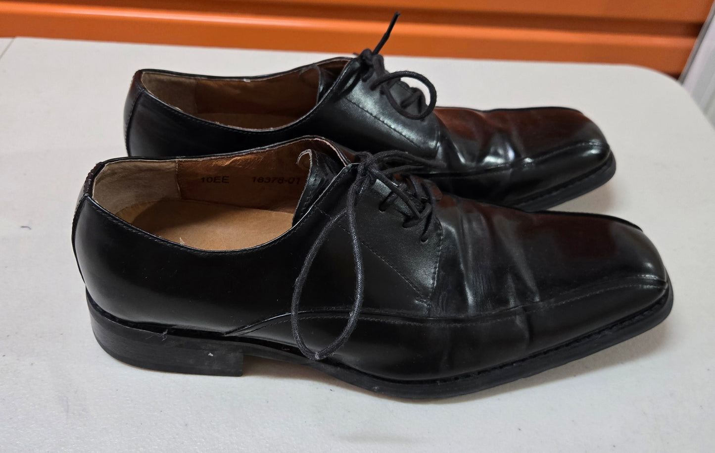 Florsheim Mens Dress Shoes Black Leather Upper Size 11 US, 10 UK/AU, 44.5 EUR