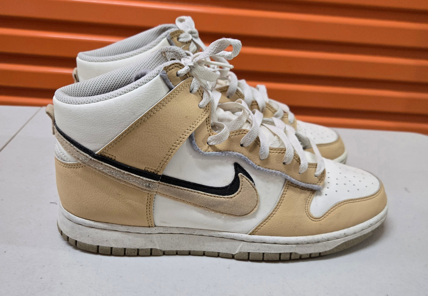 Nike Dunk High Retro SE 85 Mens Basketball Shoes Sesame/Sail Leather Size 11 US, 10 UK, 45 EU