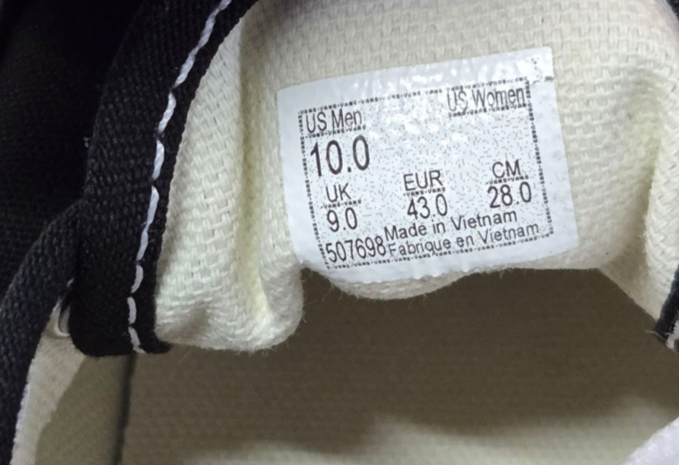 Vans Authentic Mens Shoes Skateboard Black Canvas Size 10 US, 9 UK, 43 EUR 👟