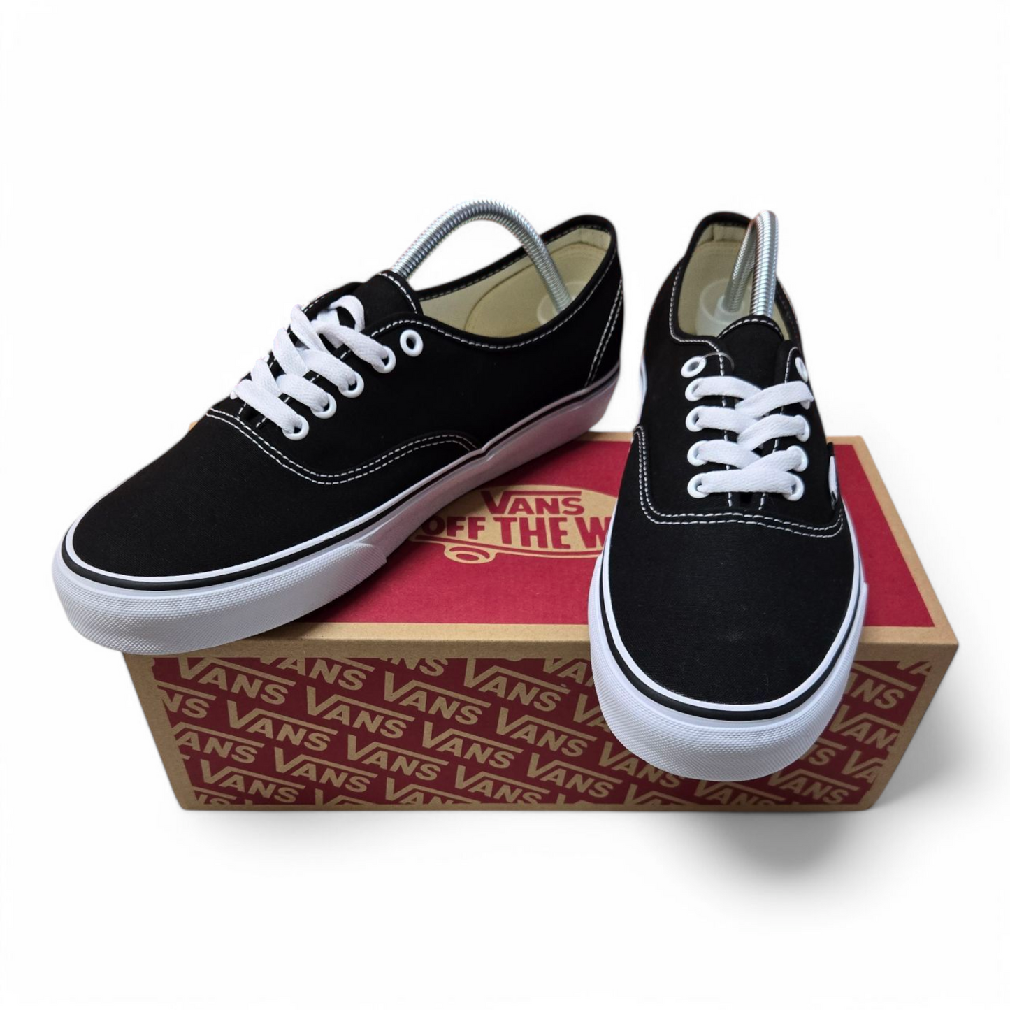 Vans Authentic Mens Shoes Skateboard Black Canvas Size 10 US, 9 UK, 43 EUR 👟