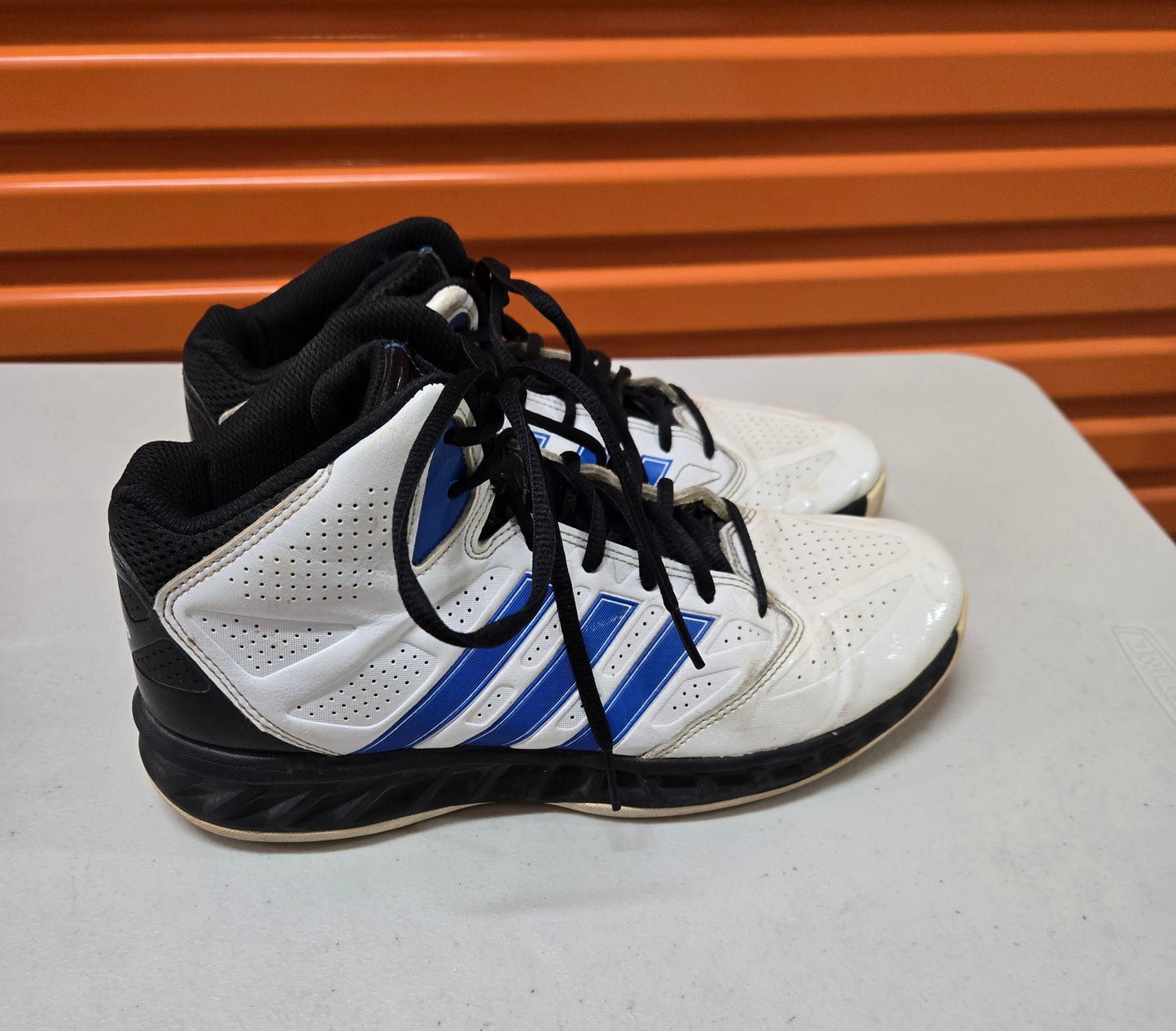 Adidas Hoop Fury Mens Basketball Shoes White/Blue Size 9.5 US, 9 UK, 43 1/3 EUR