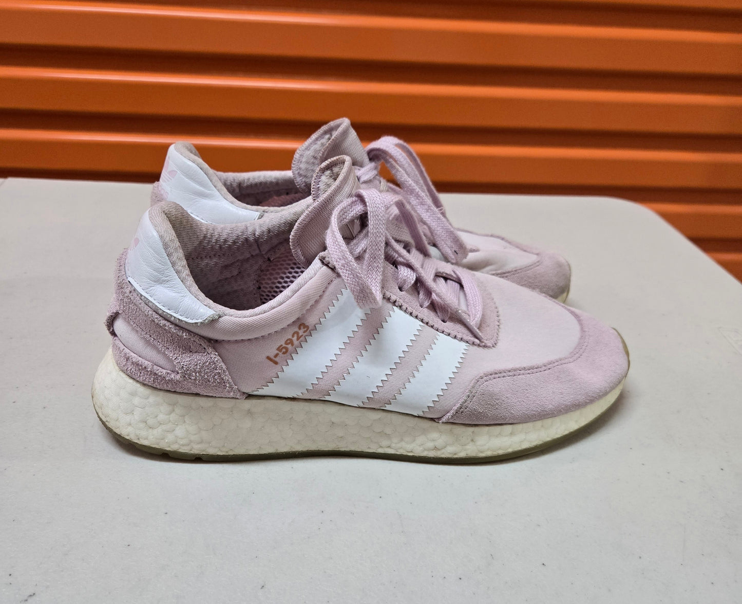 Adidas I-5923 Womens Shoes Aero Pink Runners Size 9 US, 7.5 UK, 41 1/3 EUR