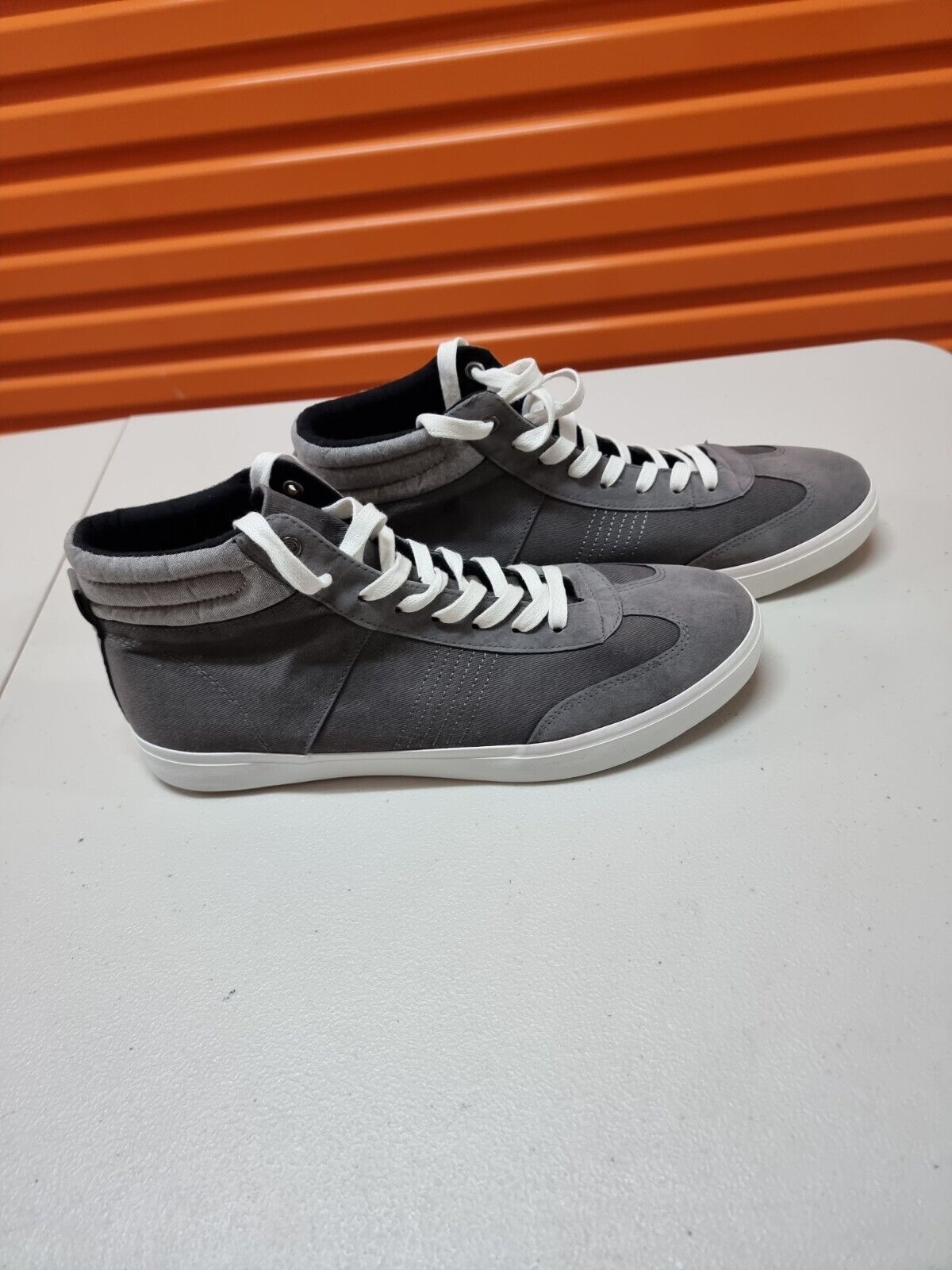 JOHNNY BIGG Mens Shoes Grey Sneakers Size 11 US, 10 UK/AU, 44 EUR - Like New👌