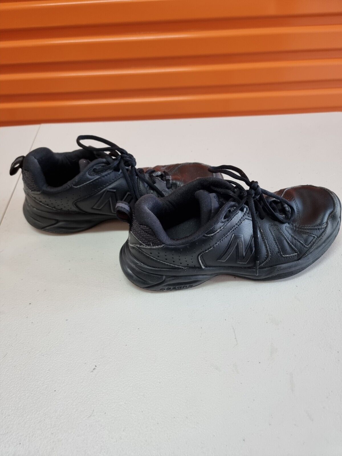 New Balance 624 Womens Shoes Black Sneakers Size 8.5 US, 6.5 UK, 40 EUR ✔️