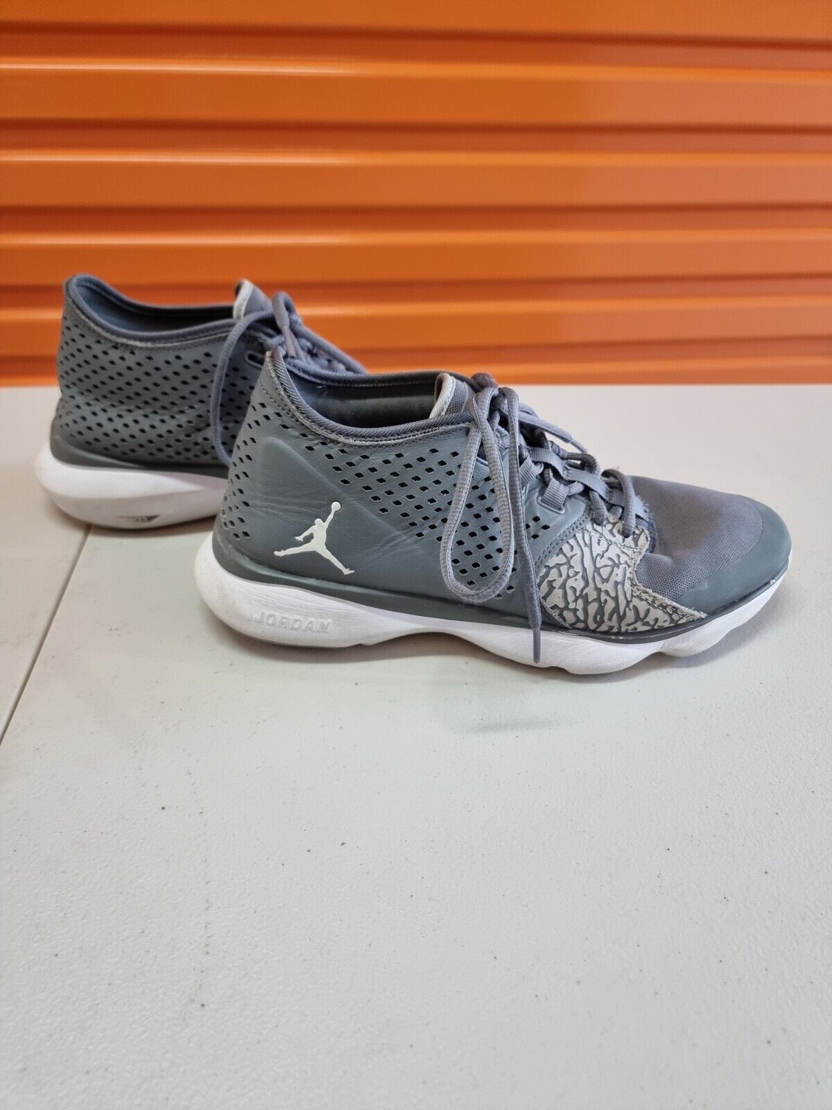 NIKE Air Jordan Flow Sneakers Mens Grey Basketball Shoes Size 10 US, 9 UK, 44 EU
