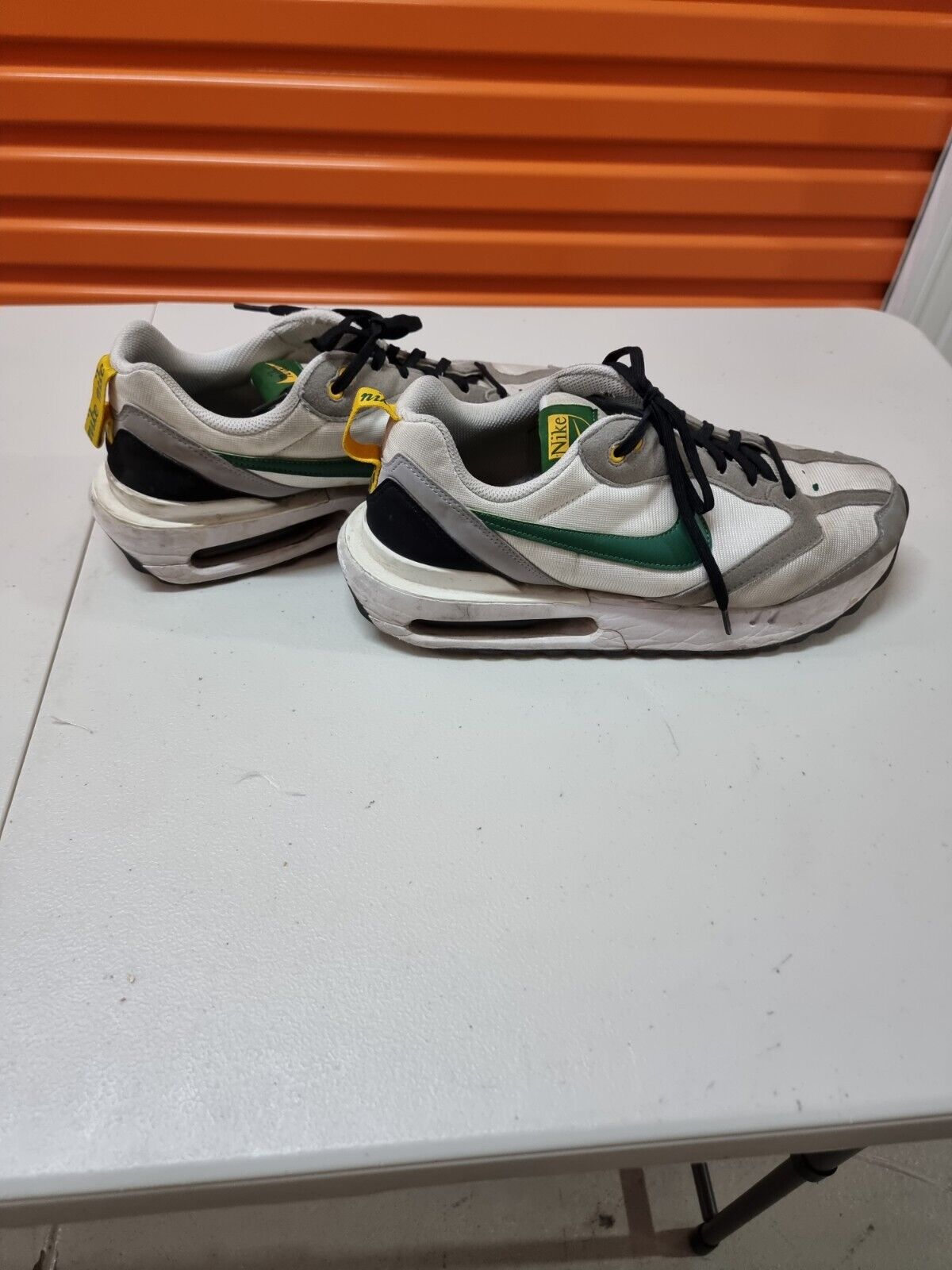 Nike Air Max Dawn Shoes Mens White/Grey/Green Sneakers Size 10 US, 9 UK, 44 EUR