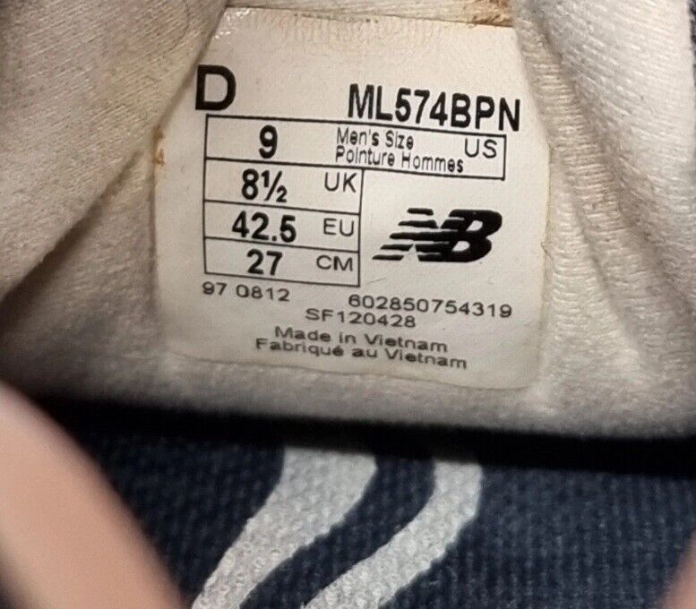 NEW BALANCE 574 Mens Shoes Navy Blue Sneakers Size 9 US, 8.5 UK, 42.5 EUR 👟