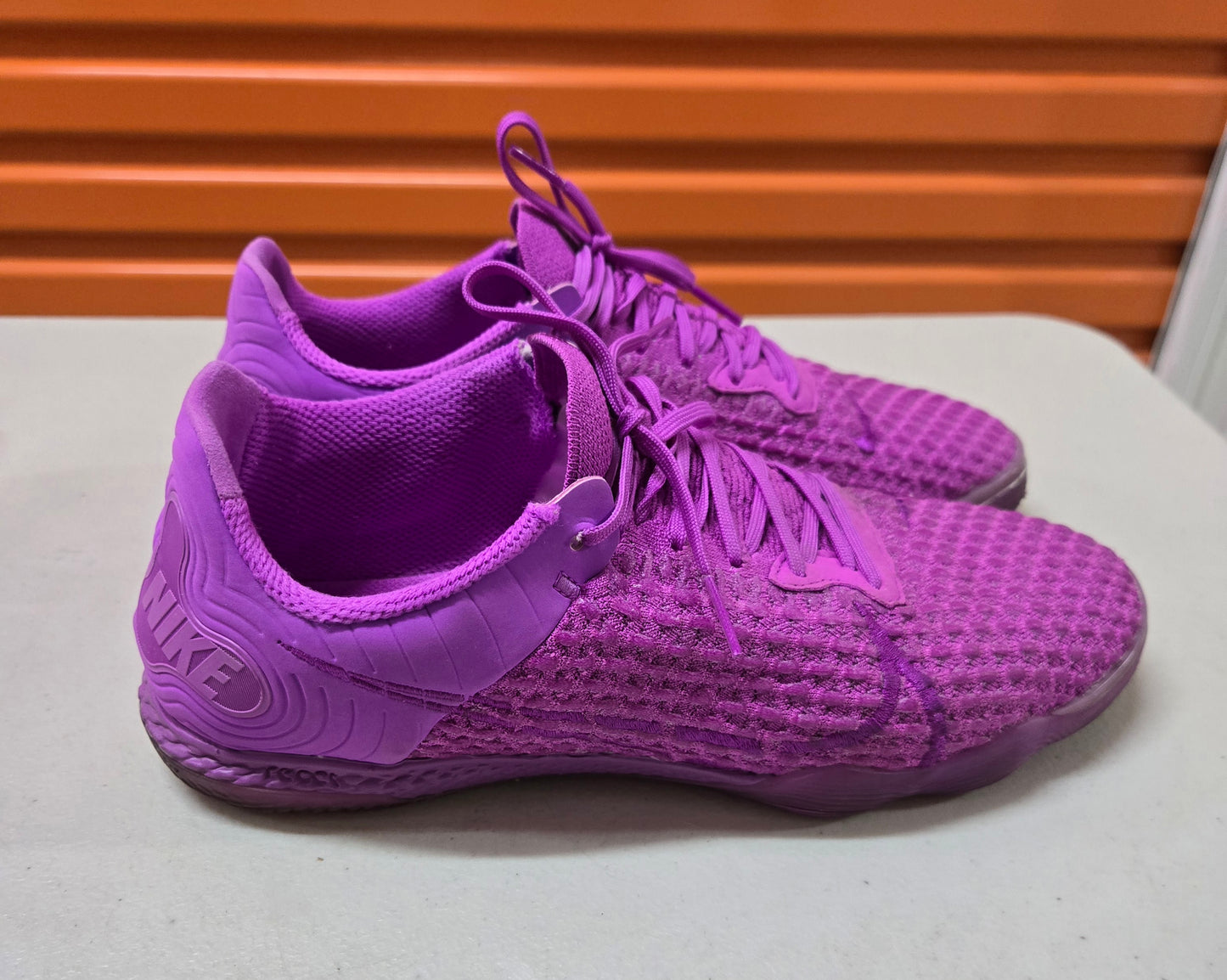 Nike React Gato Indoor Soccer Football Shoes Fuchsia Dream/Lilac Bloom 9.5 US, 8.5 UK, 43 EUR