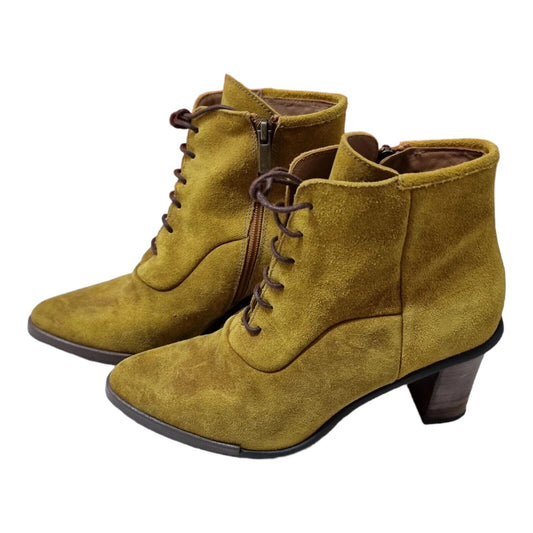KUPURI Mustard Leather Boots Womens Shoes Spain Size 10 US/AU, 8 UK, 40 EUR 👌